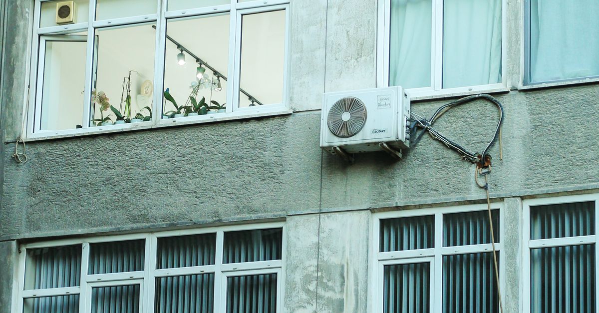 Evaluating the Performance Benefits of Energy Efficient Air Conditioning